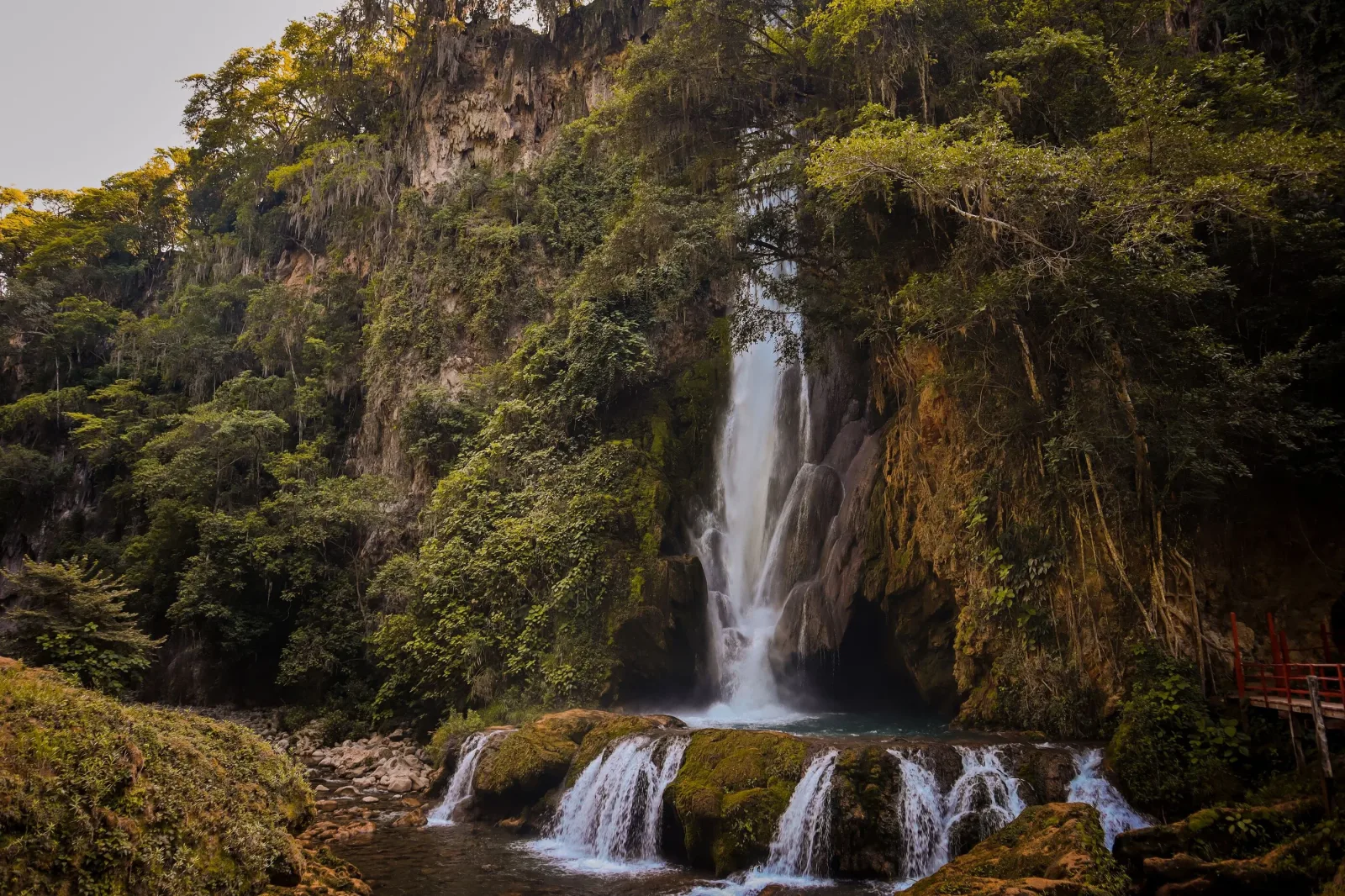 Cascada en la Huasteca Potosina